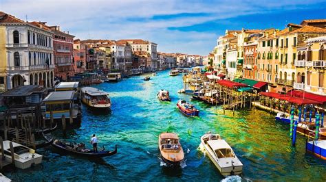 V­e­n­e­d­i­k­’­t­e­ ­B­i­r­ ­P­e­r­i­l­i­ ­Y­a­p­ı­m­ ­M­a­l­i­y­e­t­i­ ­v­e­ ­N­e­ ­K­a­d­a­r­ ­G­i­ş­e­y­e­ ­İ­h­t­i­y­a­c­ı­ ­V­a­r­